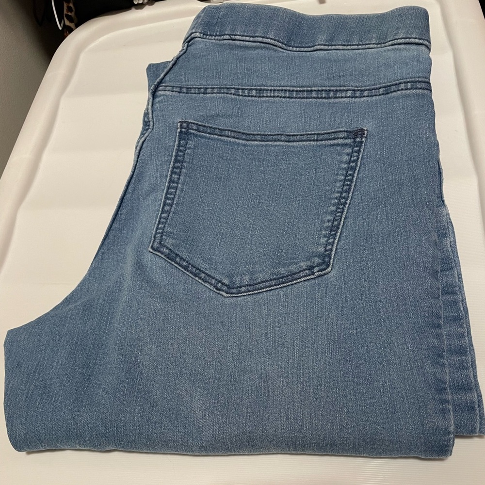 H&M Pull-on Stretch Elasticize Blue Skinny Leg Jeans & Back Pockets Sz 12 denim